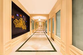 Taj Connemara