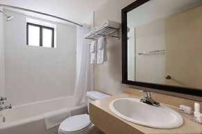 Travelodge by Wyndham Thunder Bay