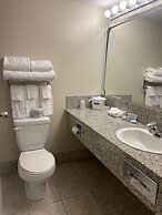 Travelodge by Wyndham Stony Plain