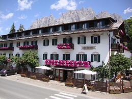 Hotel Menardi