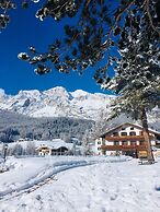 Hotel Menardi