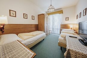 Hotel Menardi