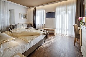 Hotel Menardi