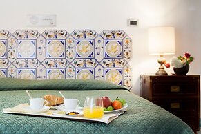 Grand Hotel De Rose