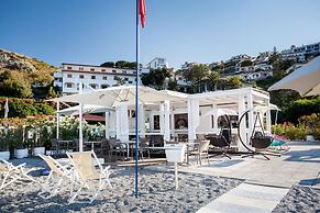 Grand Hotel De Rose