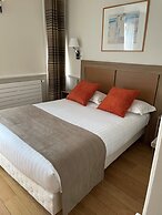 Hotel Apollinaire