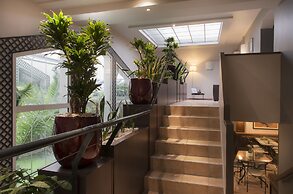 Hotel Apollinaire