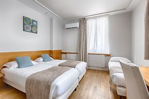 Hotel Apollinaire