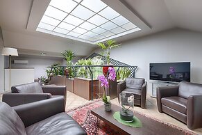 Hotel Apollinaire