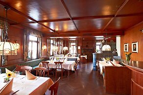 Hirsch Hotel