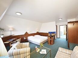 Hirsch Hotel