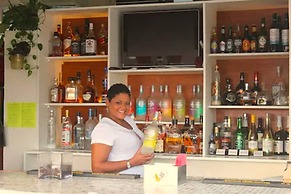 Bunker Hill Hotel