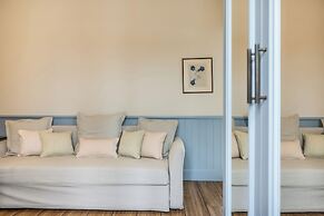Dorion Hotel
