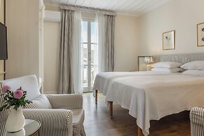 Dorion Hotel
