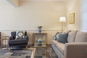 Dorion Hotel
