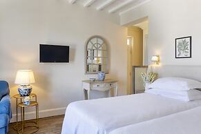 Dorion Hotel