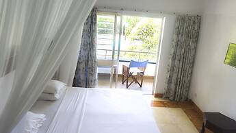Reef Hotel