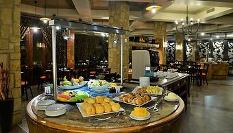 The Centurion Hotel