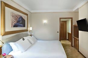 Renaissance Naples Hotel Mediterraneo