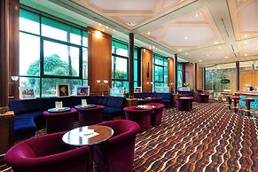 Royal Garden Hotel