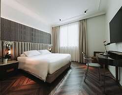 Royal Garden Hotel