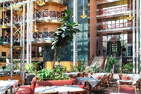 Royal Garden Hotel