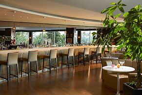 Lucy Hotel