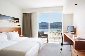 Lucy Hotel