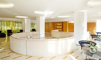 Lucy Hotel