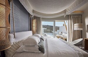 Palladium Hotel