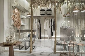 Palladium Hotel