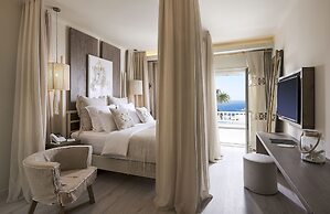 Palladium Hotel