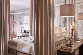Palladium Hotel