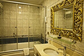 Seres Hotel