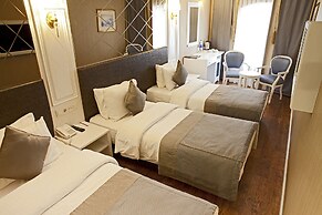 Seres Hotel