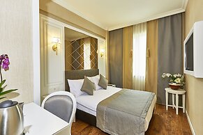 Seres Hotel