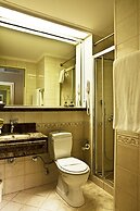 Seres Hotel
