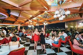 Seres Hotel