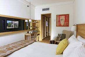 Golden Age Hotel