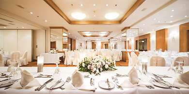 Golden Age Hotel