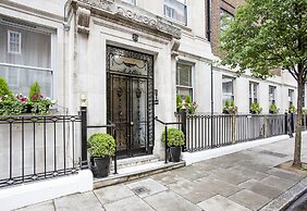 Astor Court Hotel