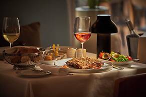 Suite Hotel Eden Mar, by PortoBay
