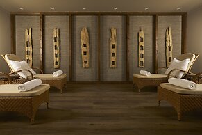 Suite Hotel Eden Mar, by PortoBay