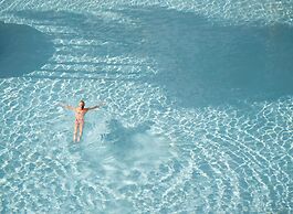 Suite Hotel Eden Mar, by PortoBay