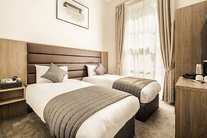 Reem Hotel