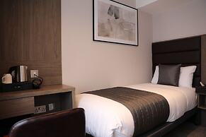 Reem Hotel