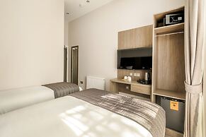 Reem Hotel
