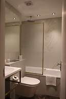 Reem Hotel