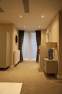 Reem Hotel