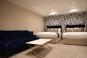 Reem Hotel